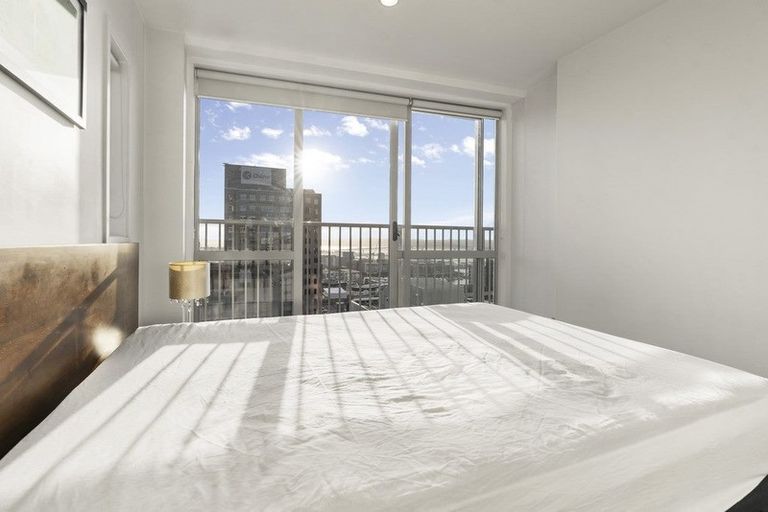 Photo of property in 2104/74 Albert Street, Auckland Central, Auckland, 1010