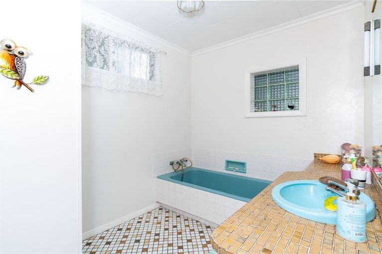 Photo of property in 74 Park Avenue, Waitarere Beach, Levin, 5510