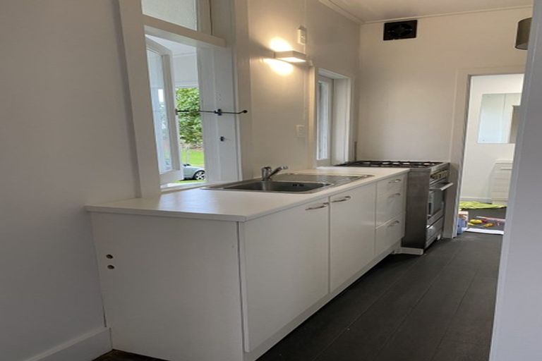 Photo of property in 4 Shoal Bay Road, Devonport, Auckland, 0624