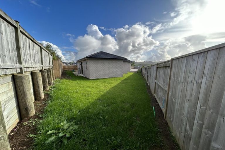 Photo of property in 15 Wingfield Road, Pokeno, 2402