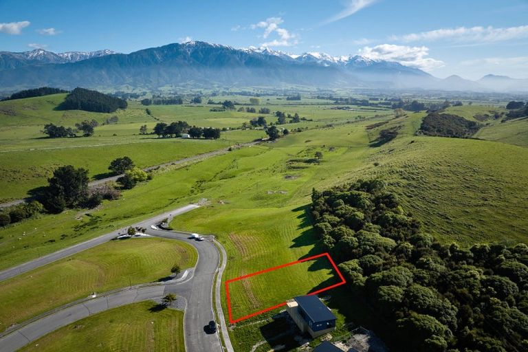 Photo of property in 9 Knowles Crescent, Kaikoura Flat, Kaikoura, 7371