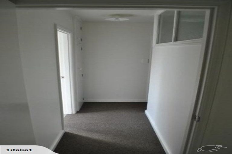 Photo of property in 4/34 Holly Road, St Albans, Christchurch, 8014