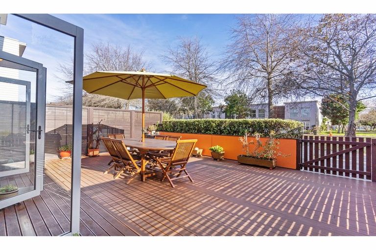 Photo of property in 10 Zabeel Crescent, Takanini, 2112