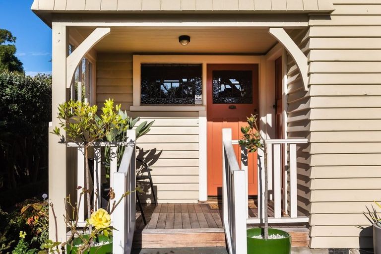 Photo of property in 34 Innes Road, St Albans, Christchurch, 8052