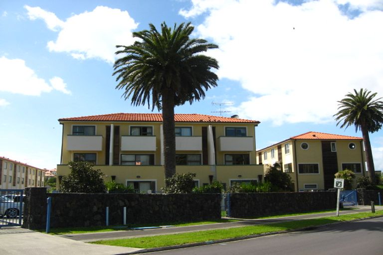 Photo of property in 18/595 Laurie Southwick Parade, Gulf Harbour, Whangaparaoa, 0930