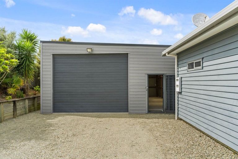 Photo of property in 2 Sandpiper Lane, Mangawhai Heads, Mangawhai, 0505