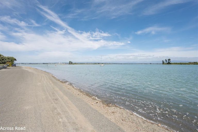 Photo of property in 2/73 Martin Street, Monaco, Nelson, 7011