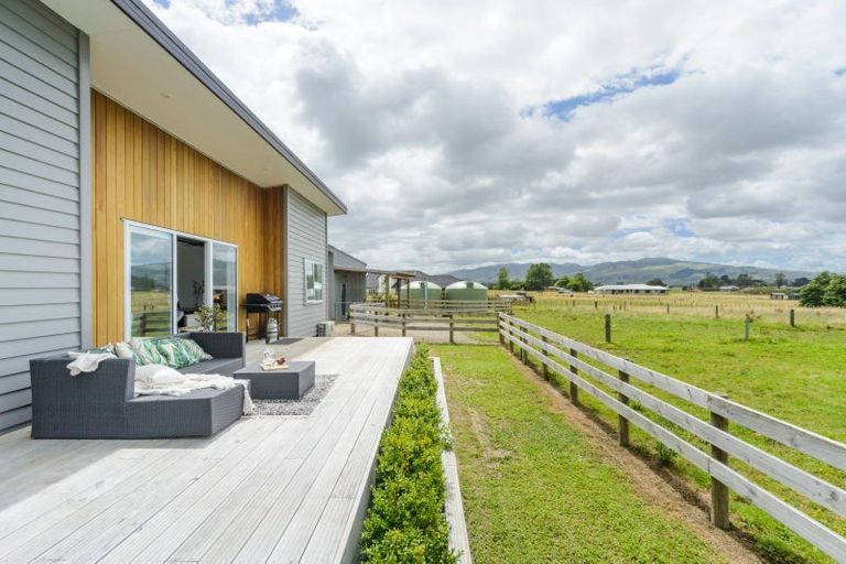 Photo of property in 33 Meavy Lane, Ashhurst, Palmerston North, 4470