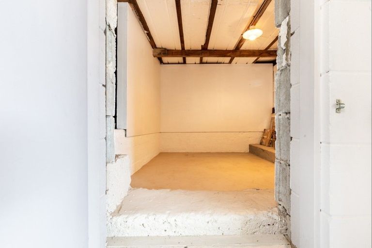 Photo of property in 64b Taharepa Road, Hilltop, Taupo, 3330