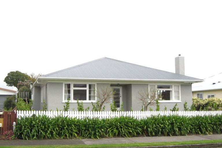Photo of property in 6 Tokomaru Street, Welbourn, New Plymouth, 4312