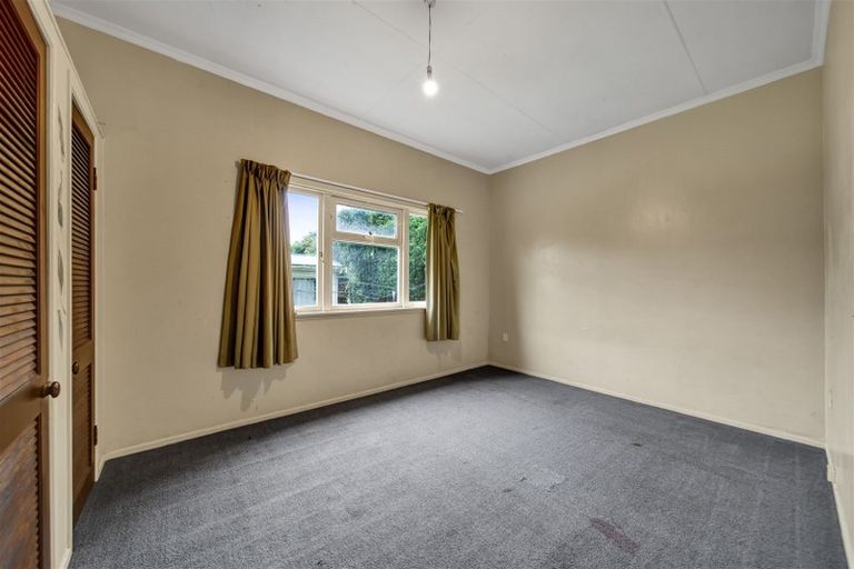 Photo of property in 28a Collins Street, Hawera, 4610