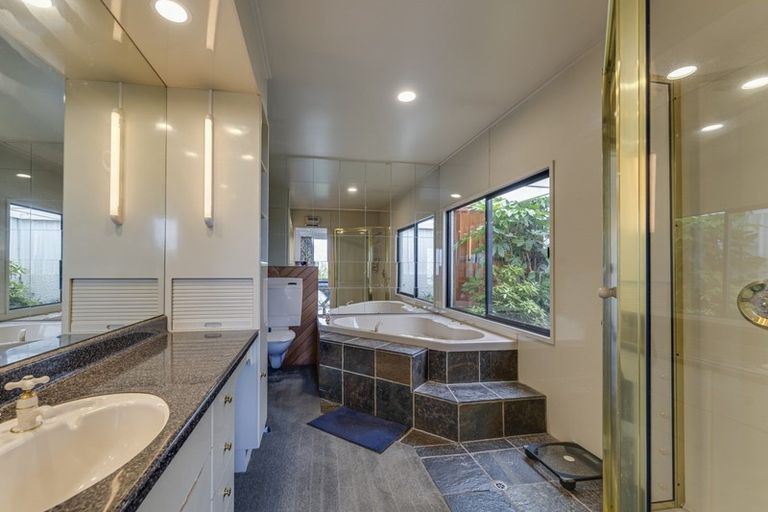 Photo of property in 5 Edinburgh Drive, Queenstown, 9300