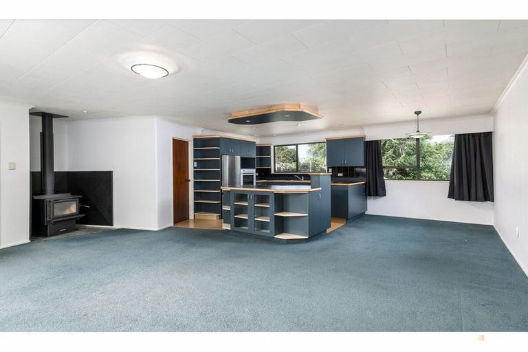 Photo of property in 11-17 Hayes Street, Waimate, 7924