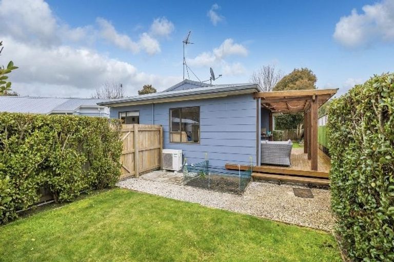 Photo of property in 91b Oakfield Crescent, Pukete, Hamilton, 3200