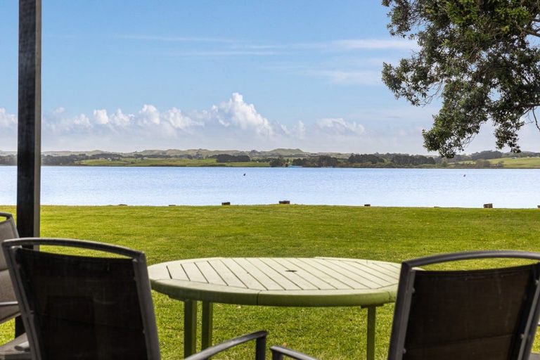 Photo of property in 3 Fleet Street, Glenbrook, Waiuku, 2681