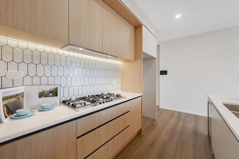 Photo of property in 12 Noble Lane, Pokeno, 2402