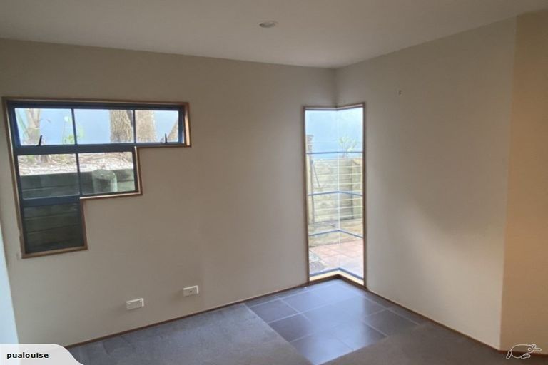 Photo of property in 1/83 East Coast Road, Castor Bay, Auckland, 0620