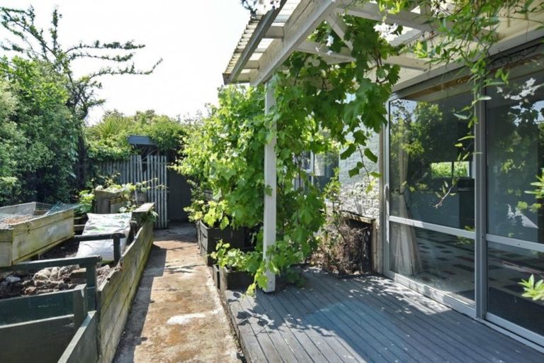 Photo of property in 4 Coates Place, Rangiora, 7400