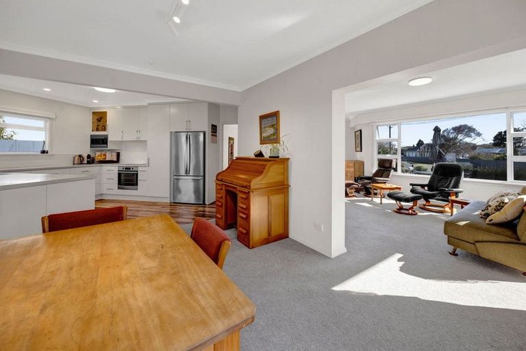 Photo of property in 15 Caplen Street, Hawera, 4610