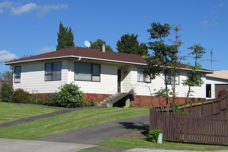 Photo of property in 71 Marendellas Drive, Bucklands Beach, Auckland, 2014