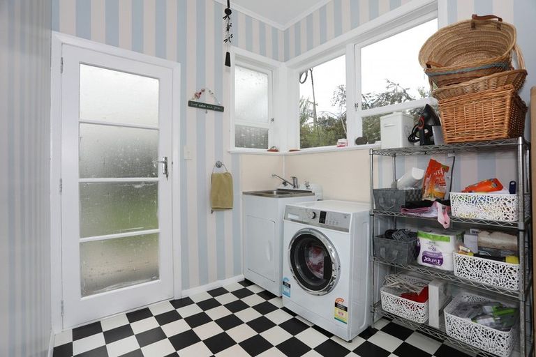 Photo of property in 60 Johnson Street, Bulls, 4818