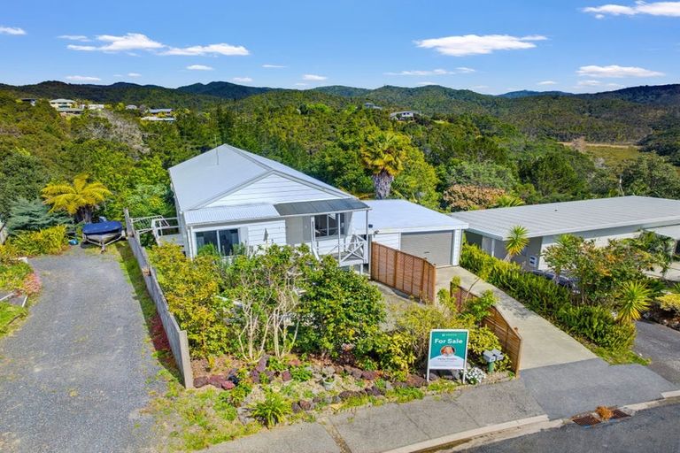 Photo of property in 17 Tui Grove, Paihia, 0200