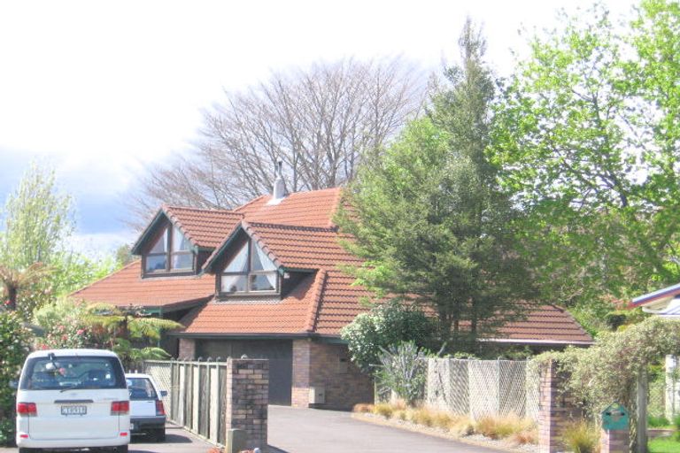 Photo of property in 17 Moana Terrace, Lynmore, Rotorua, 3010