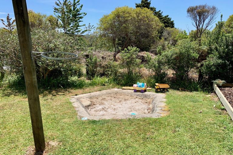 Photo of property in 143 Waimate North Road, Kerikeri, 0293