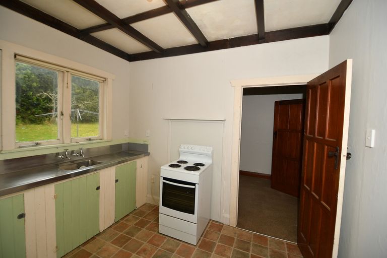 Photo of property in 79 Rodney Street, Wellsford, 0900