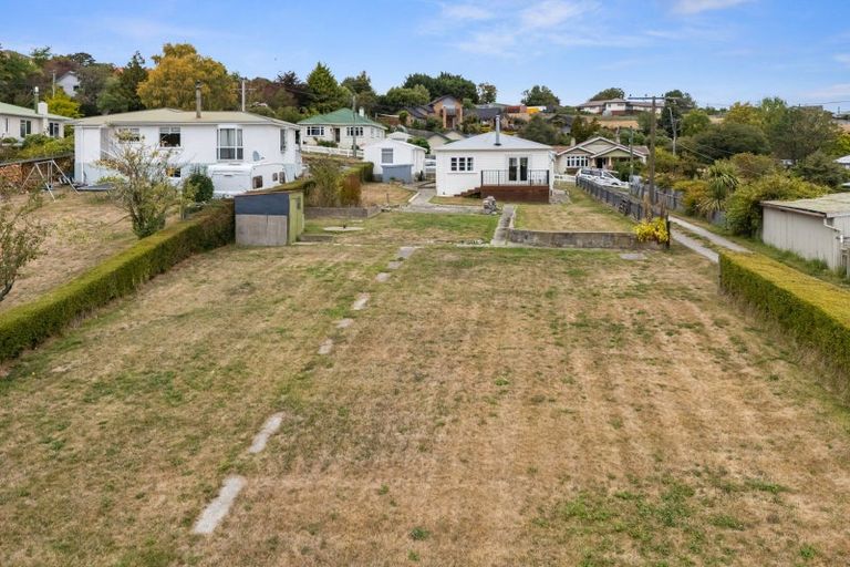 Photo of property in 13 Solway Street, Holmes Hill, Oamaru, 9401