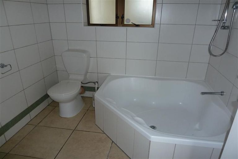 Photo of property in 62 Puriri Road, Manurewa, Auckland, 2102