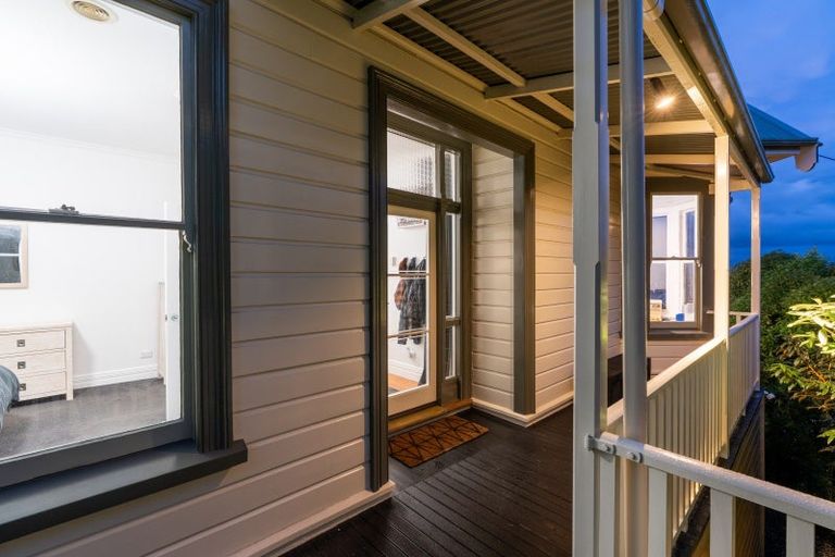 Photo of property in 3 Strathmore Crescent, Roslyn, Dunedin, 9010