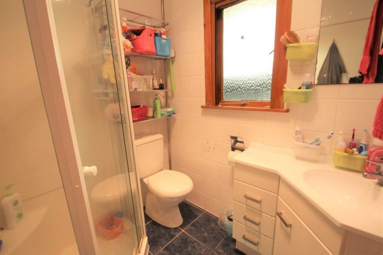 Photo of property in 4/17-19 Neal Avenue, Glenfield, Auckland, 0629