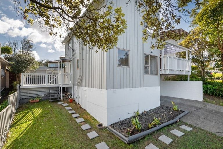 Photo of property in 2/55 Monarch Avenue, Hillcrest, Auckland, 0627