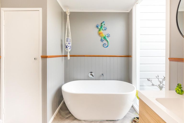 Photo of property in 19 Poole Street, Feilding, 4702