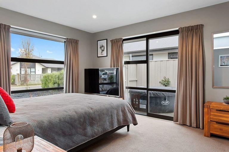 Photo of property in 28 Kawari Drive, Pegasus, 7612