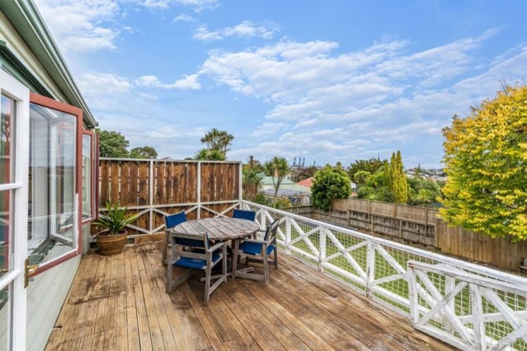 Photo of property in 159 Victoria Road, Devonport, Auckland, 0624