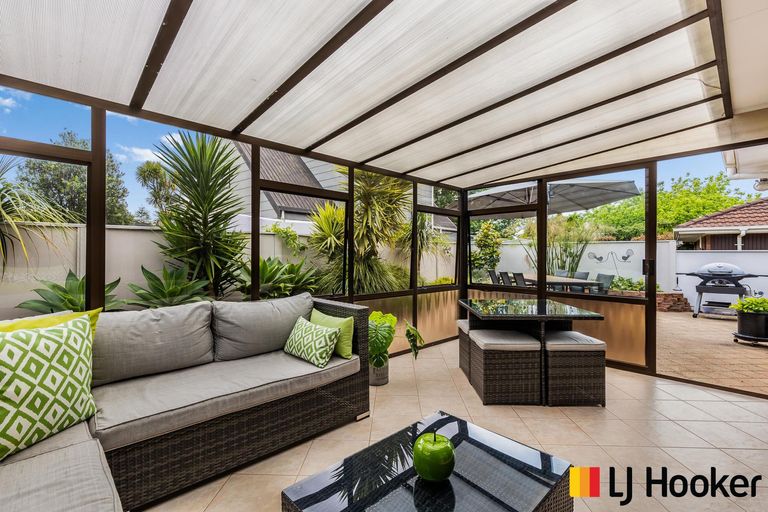 Photo of property in 6 Muirfield Street, Wattle Downs, Auckland, 2103