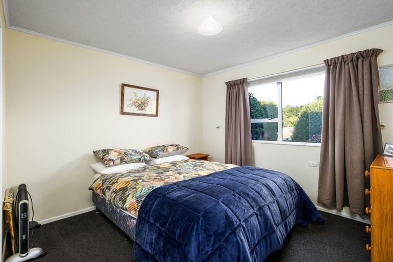 Photo of property in 15 Pembroke Street, Waimate, 7980