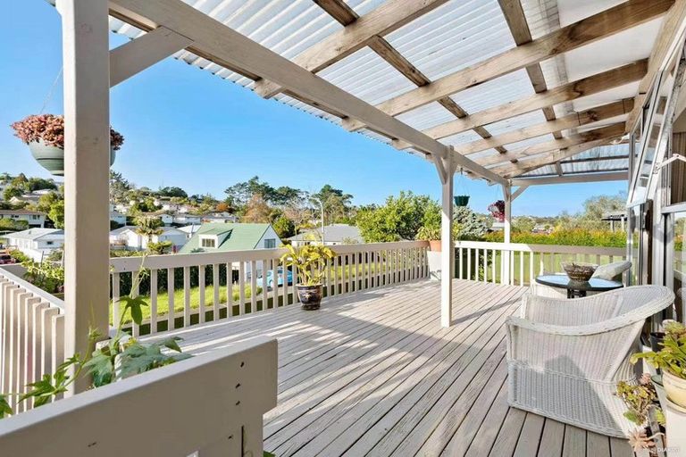Photo of property in 29 Bellringer Road, Massey, Auckland, 0614