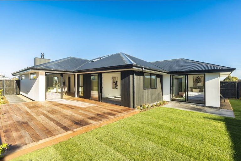 Photo of property in 42 Walter Case Drive, Harewood, Christchurch, 8051