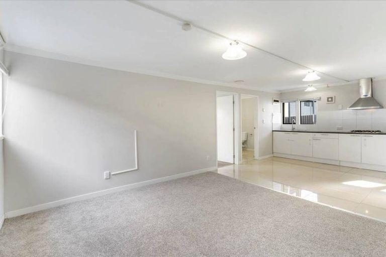 Photo of property in 32 Sidey Avenue, Clover Park, Auckland, 2019