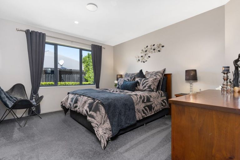 Photo of property in 15 Marymere Place, Hei Hei, Christchurch, 8042