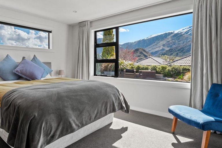 Photo of property in 15 Bracken Street, Arrowtown, 9302