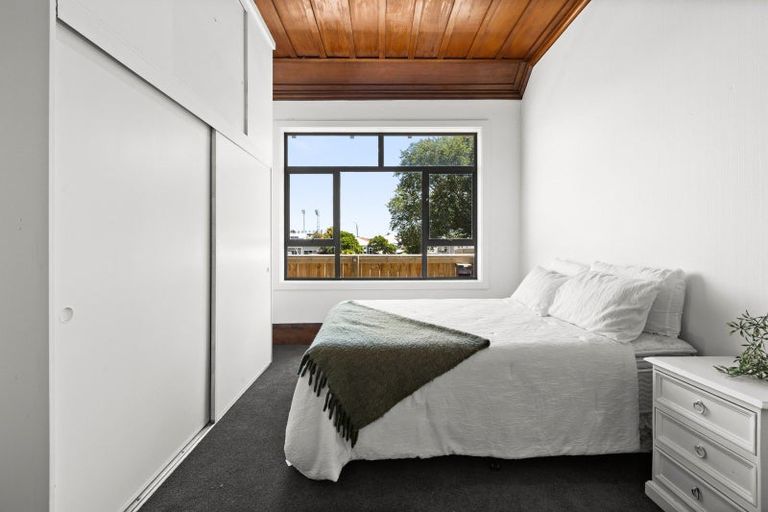 Photo of property in 540 Hastings Street, Napier South, Napier, 4110