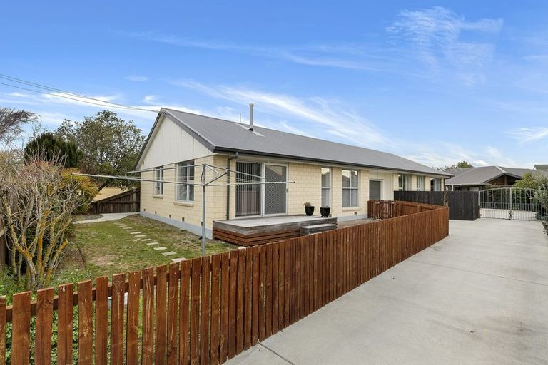 Photo of property in 1/459 Bower Avenue, Parklands, Christchurch, 8083