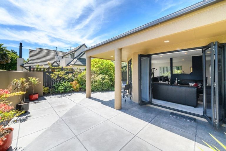 Photo of property in 6 Dougherty Place, Hokowhitu, Palmerston North, 4410