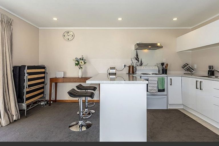 Photo of property in 1/42 Hallenstein Street, Queenstown, 9300