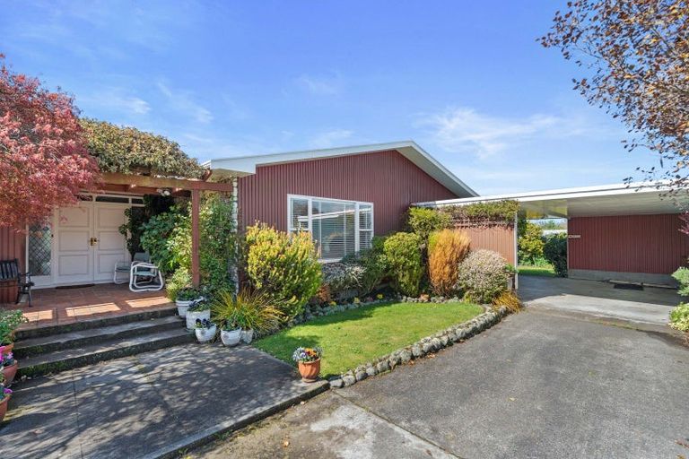 Photo of property in 16 Queen Alexandra Street, Lansdowne, Masterton, 5810