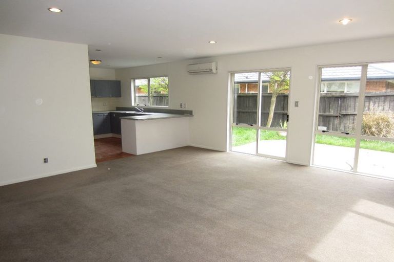 Photo of property in 17 Ridgewood Place, Shirley, Christchurch, 8061
